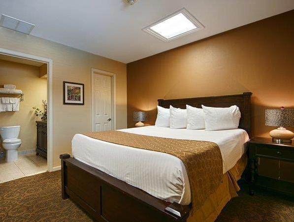 Western 4* Shelbyville